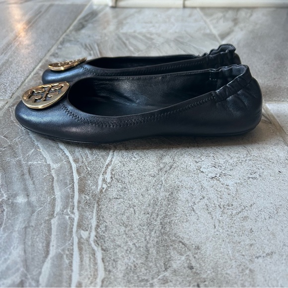 Tory Burch Black Gold Leather Minnie Travel Ballet Flats, Size 7.5 Like New - Picture 5 of 11